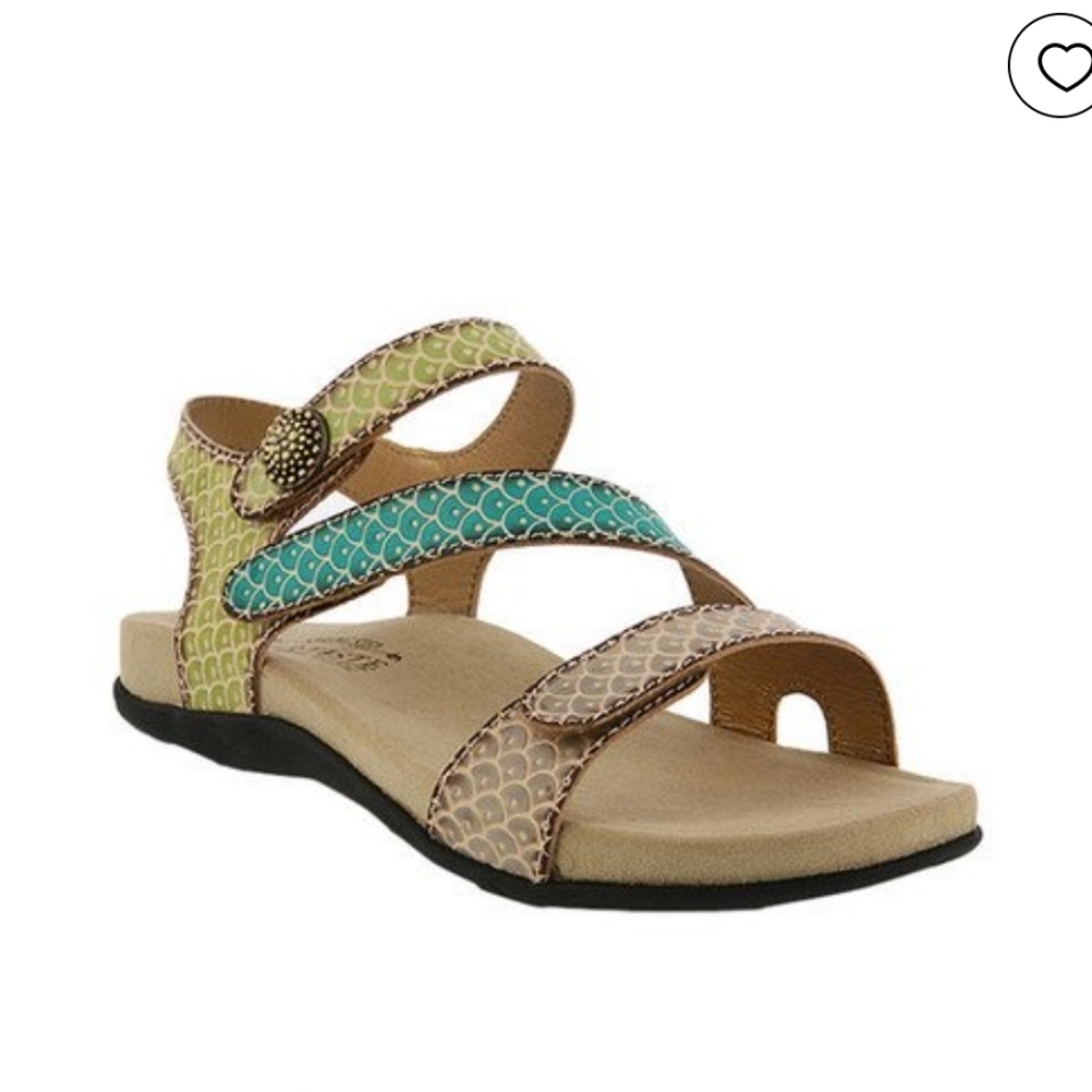 NEW Women's L'Artiste by Spring Step Novato